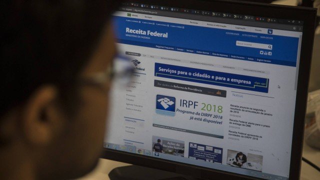 Receita Federal alerta sobre novo golpe que intima contribuinte por carta